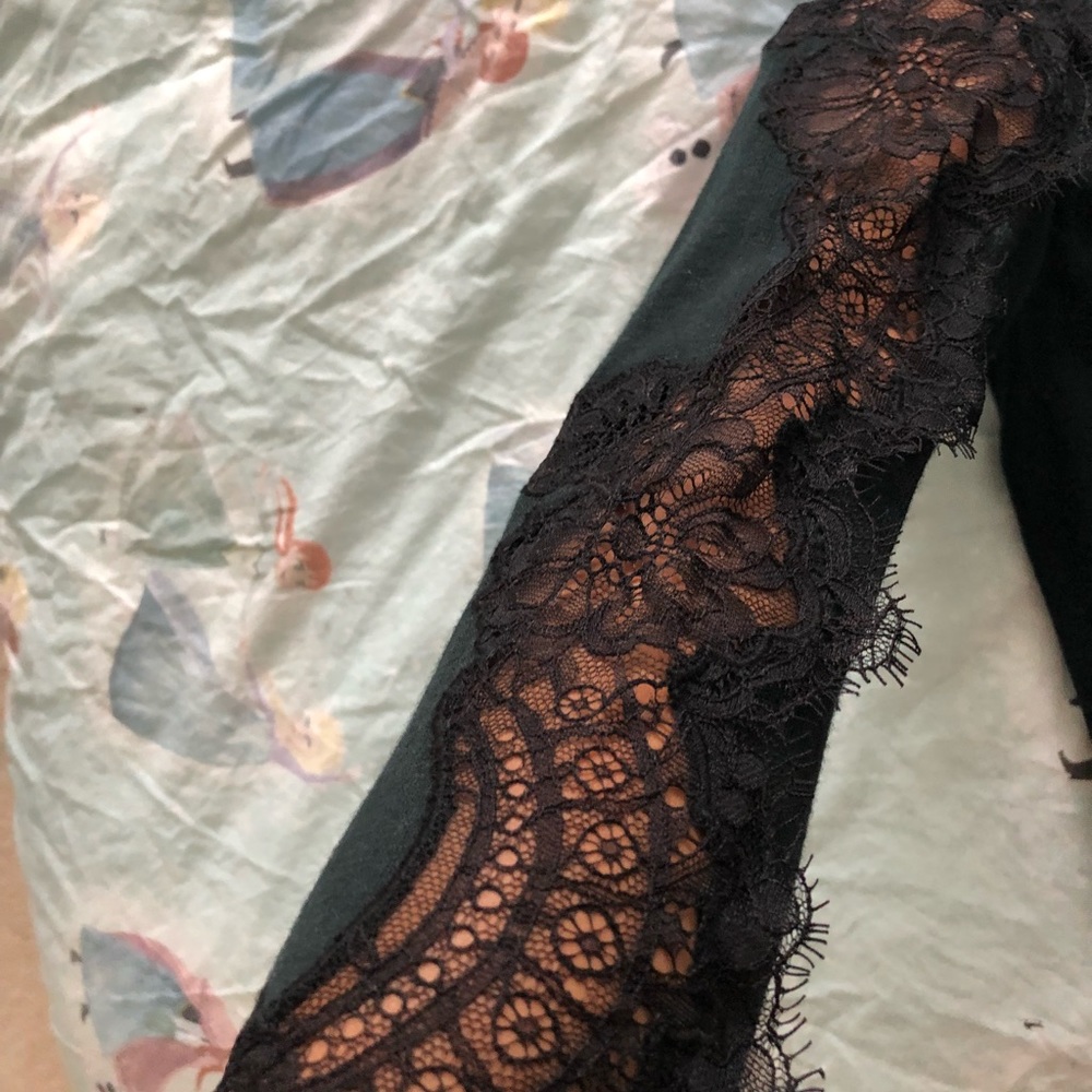 Top - Picture 2 of 2